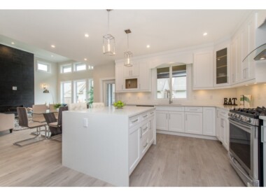 2019-05-01 KITCHEN 3.0-6513 IRON ST
